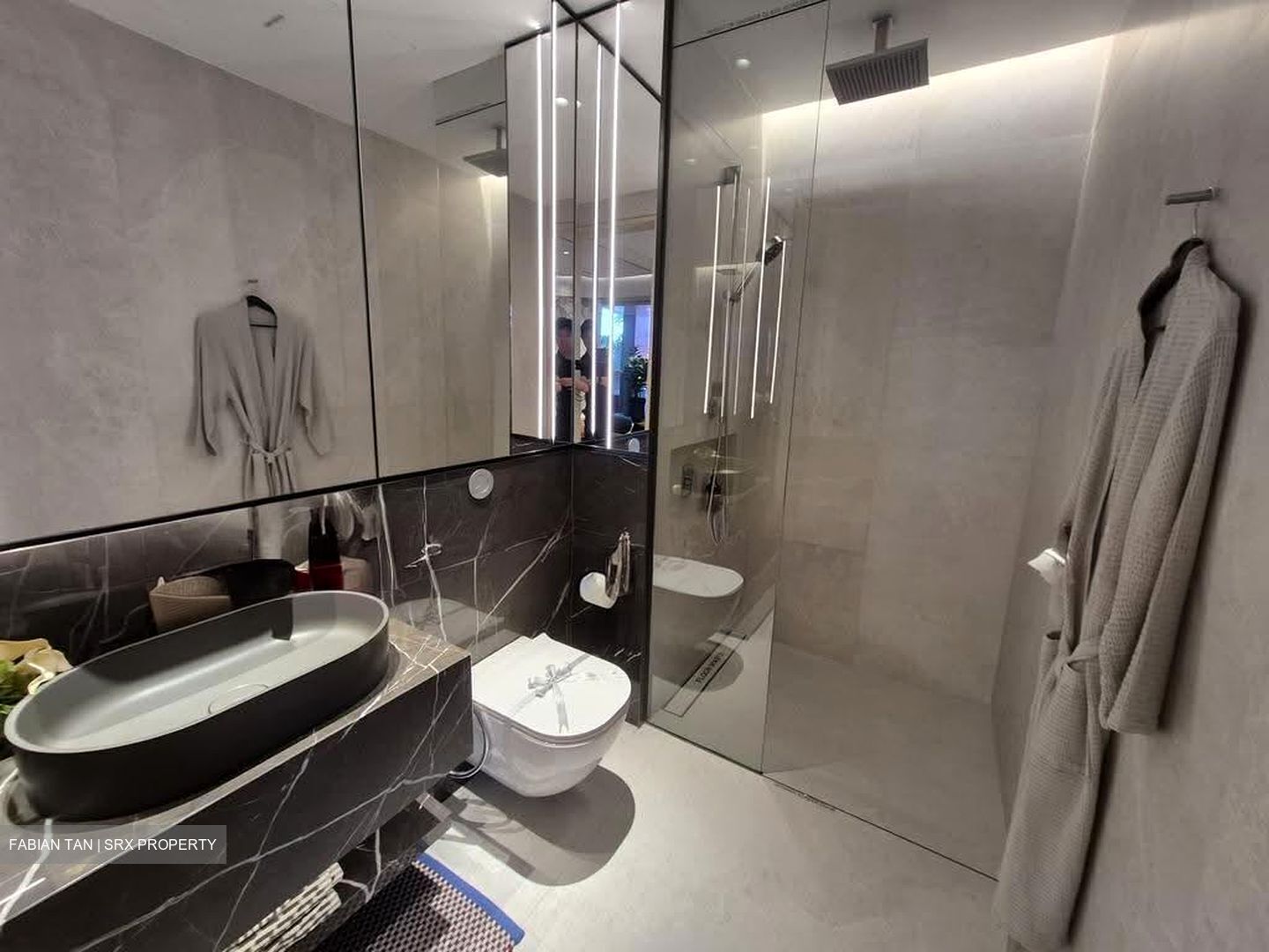 Sixth Avenue (D10), Condominium #619853381